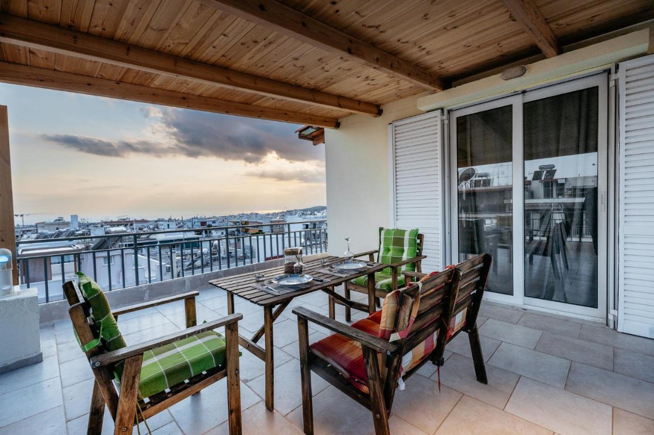 Penthouse Of Diamond Apartment Атина Екстериор снимка