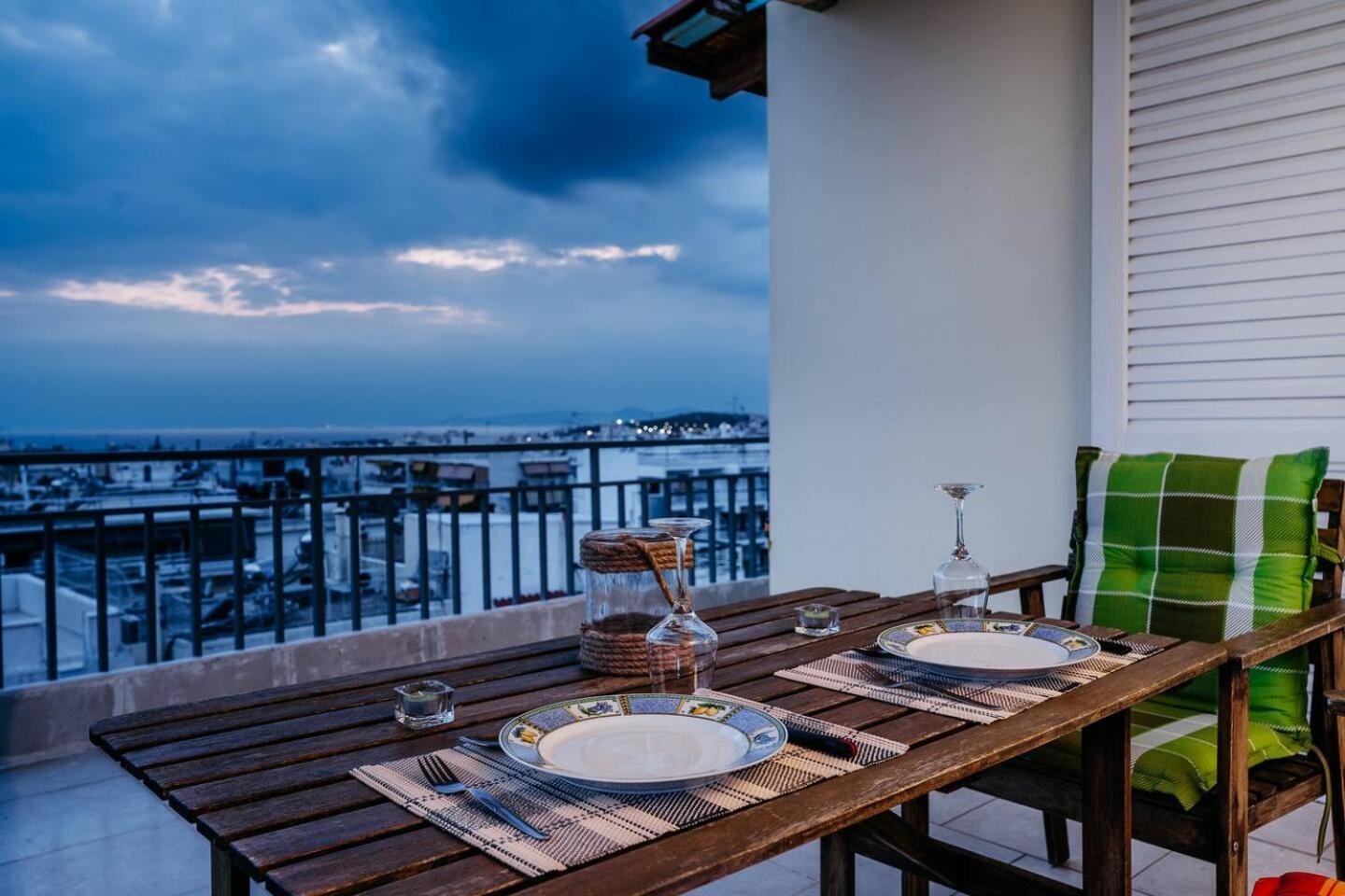 Penthouse Of Diamond Apartment Атина Екстериор снимка