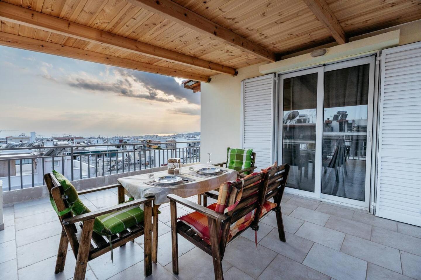 Penthouse Of Diamond Apartment Атина Екстериор снимка